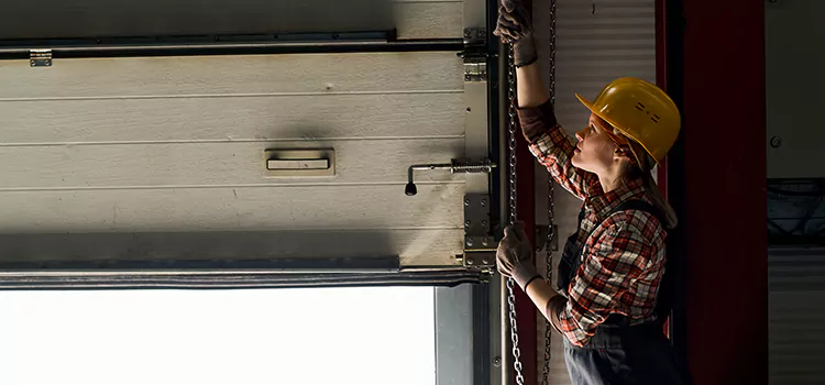 Addressing Common Garage Door Stoppage Issues in White Plains, NY